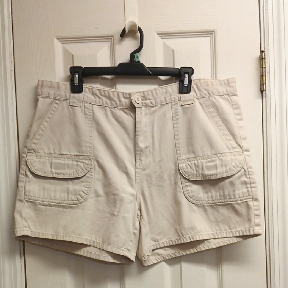 SABREE Womens Beige/Cream Bermuda 6 Pocket Shorts Size 14